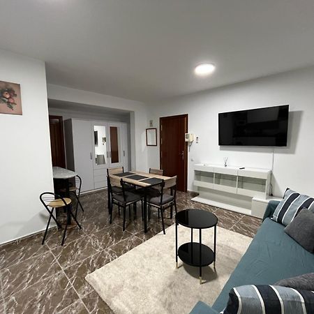 Apartamento Mercurio- Barajas 1B Madrid Extérieur photo