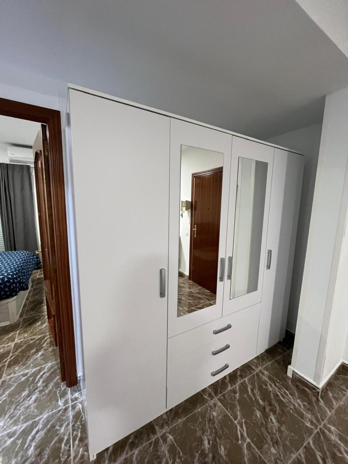 Apartamento Mercurio- Barajas 1B Madrid Extérieur photo
